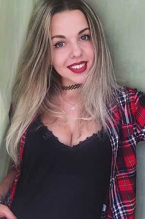Марина, 89697774846