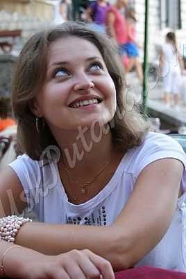 Елена Каптелова, 84950214507